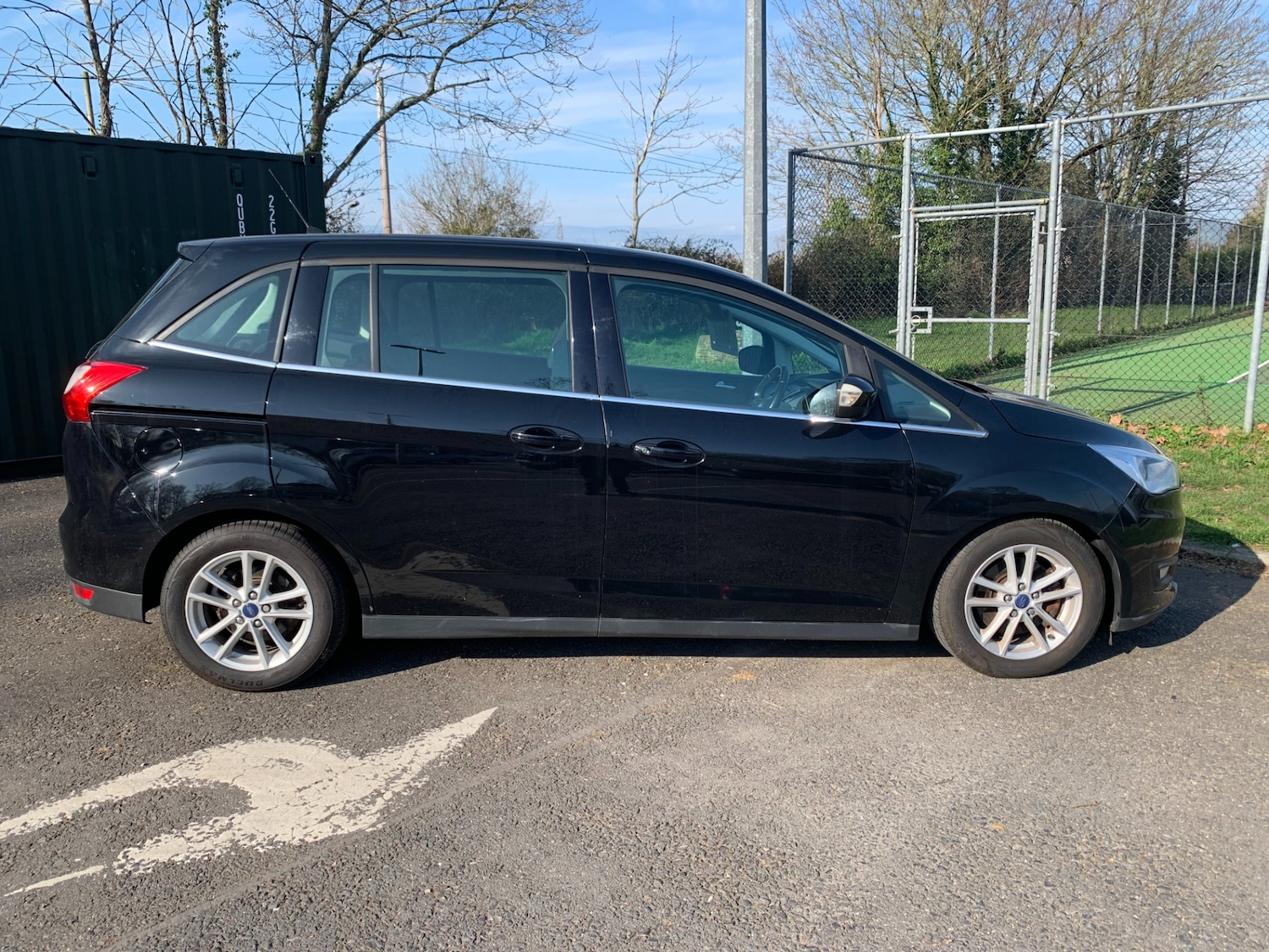 Used Ford Grand C-Max 2016 for sale - 77731087: Photo 2