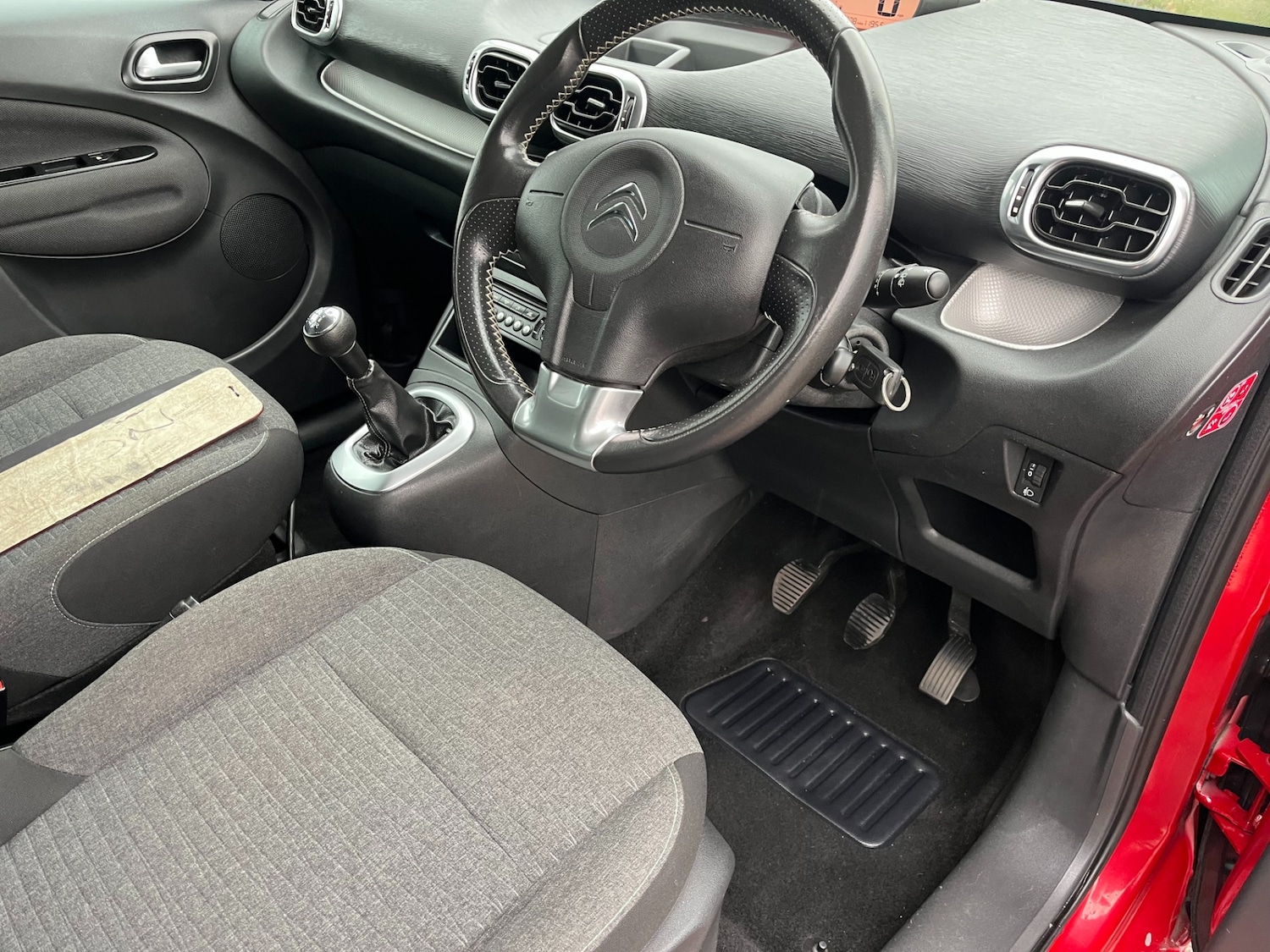 Used Citroen C3 Picasso 2017 for sale - 78000637: Photo 8