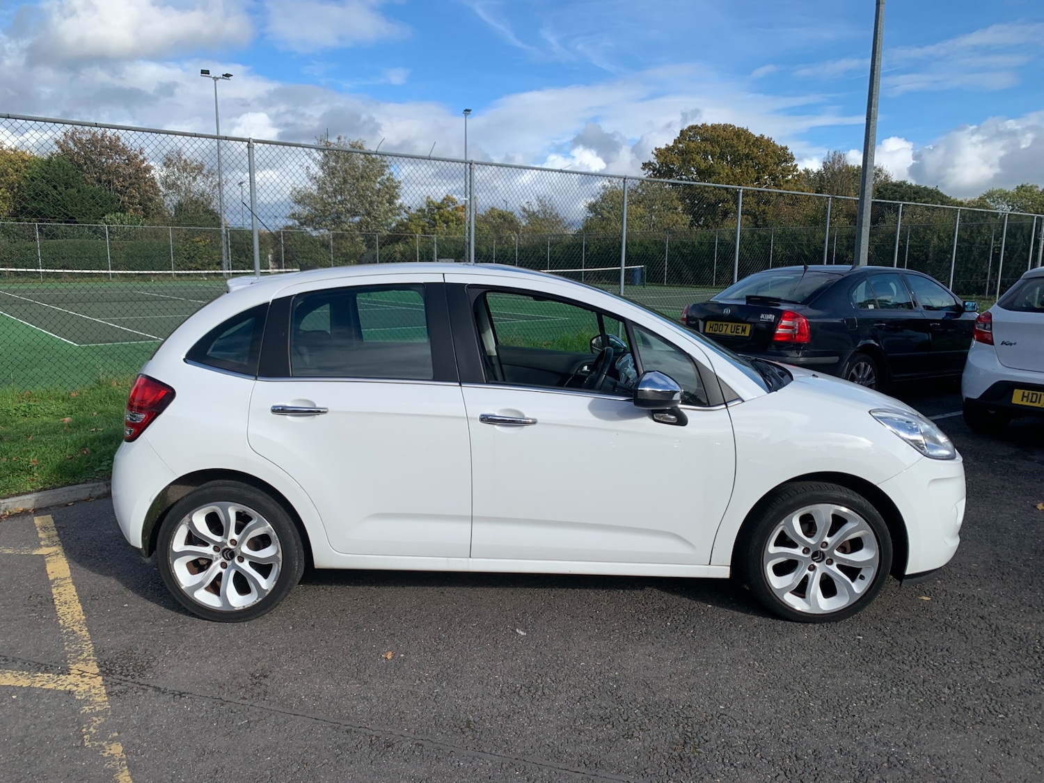Used Citroen C3 2013 for sale - 76330978: Photo 2