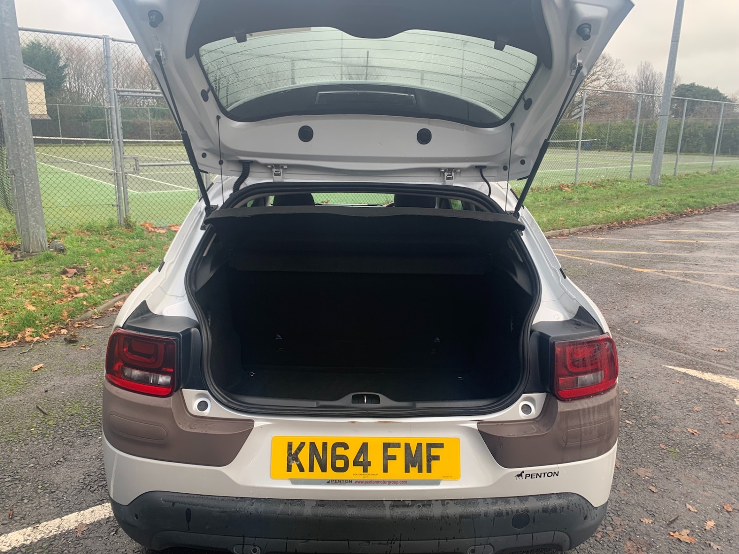 Used Citroen C4 Cactus 2014 for sale - 76907762: Photo 16