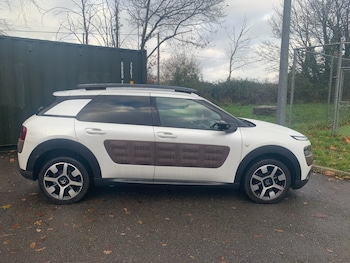Used Citroen C4 Cactus 2014 for sale - 76907762: Photo