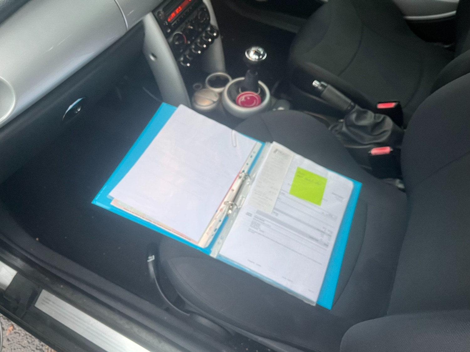 Used MINI Convertible 2004 for sale - 76877411: Photo 10