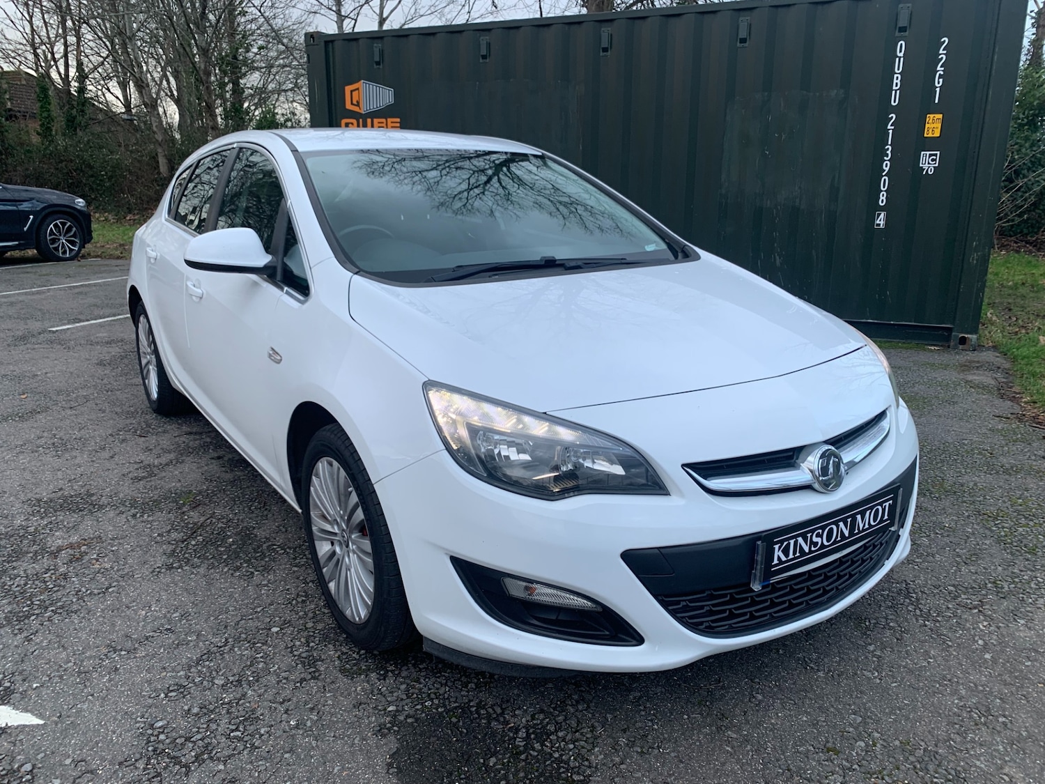 Used Vauxhall Astra 2015 for sale - 77300342: Photo 1