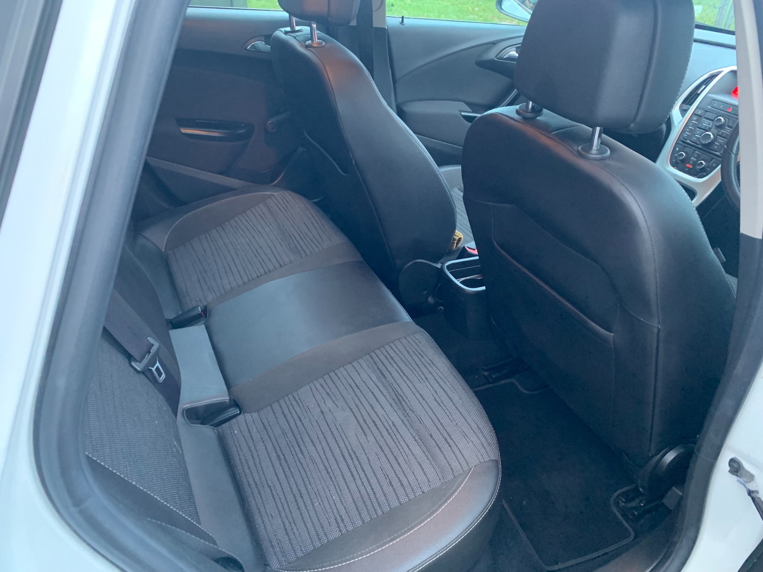 Used Vauxhall Astra 2015 for sale - 77300342: Photo 10