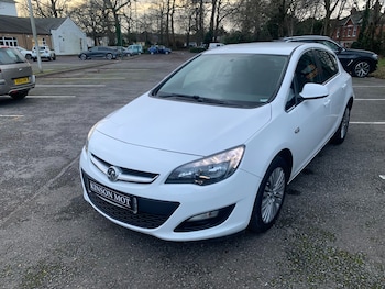 Used Vauxhall Astra 2015 for sale - 77300342: Photo