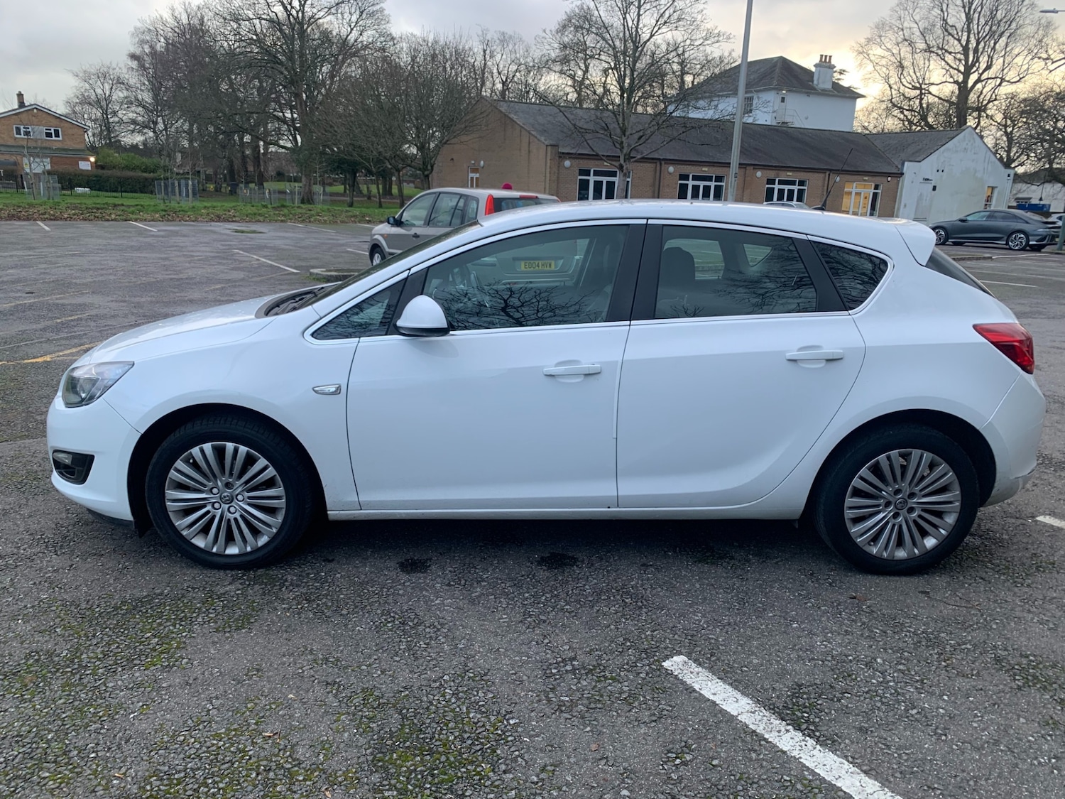 Used Vauxhall Astra 2015 for sale - 77300342: Photo 5