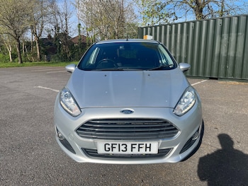 Used Ford Fiesta 2013 for sale - 78222853: Photo