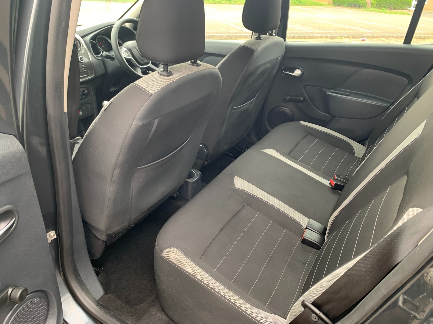 Used Dacia Sandero Stepway 2018 for sale - 78038607: Photo 11