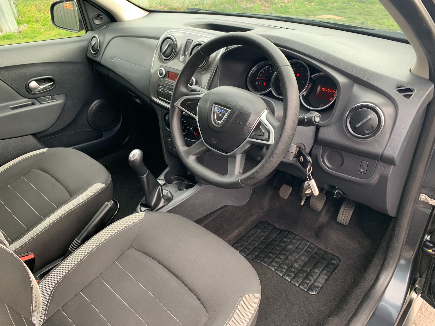 Used Dacia Sandero Stepway 2018 for sale - 78038607: Photo 8