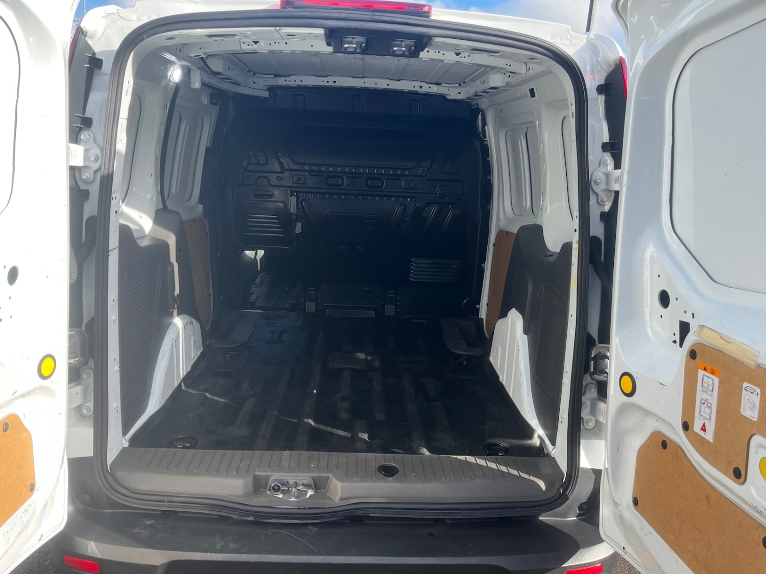 Used Ford Transit Connect 2020 for sale - 76565412: Photo 15