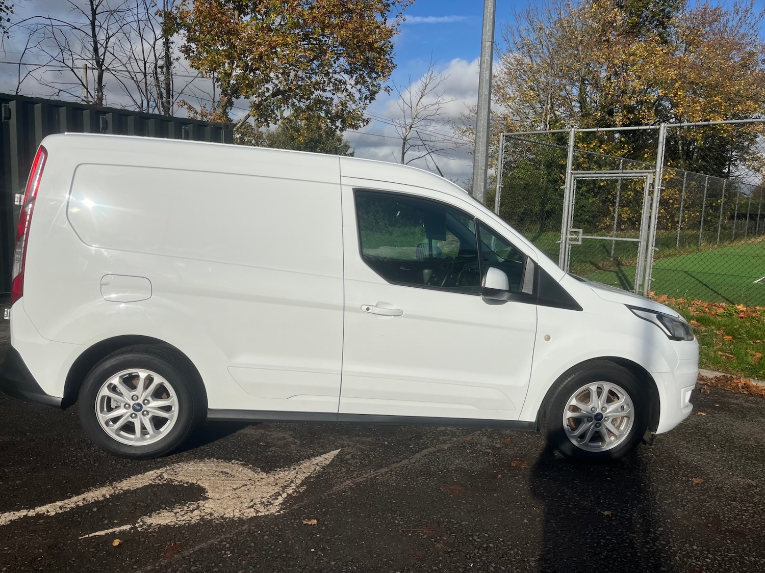 Used Ford Transit Connect 2020 for sale - 76565412: Photo 2