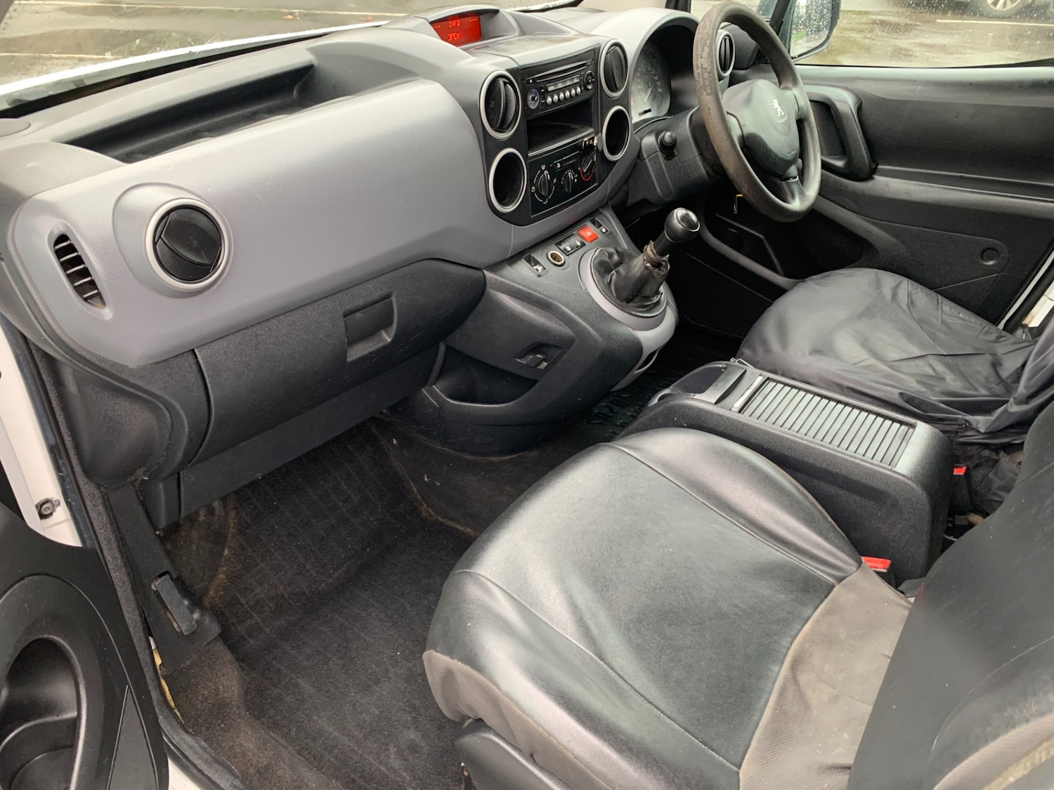 Used Peugeot Partner 2014 for sale - 76322069: Photo 6