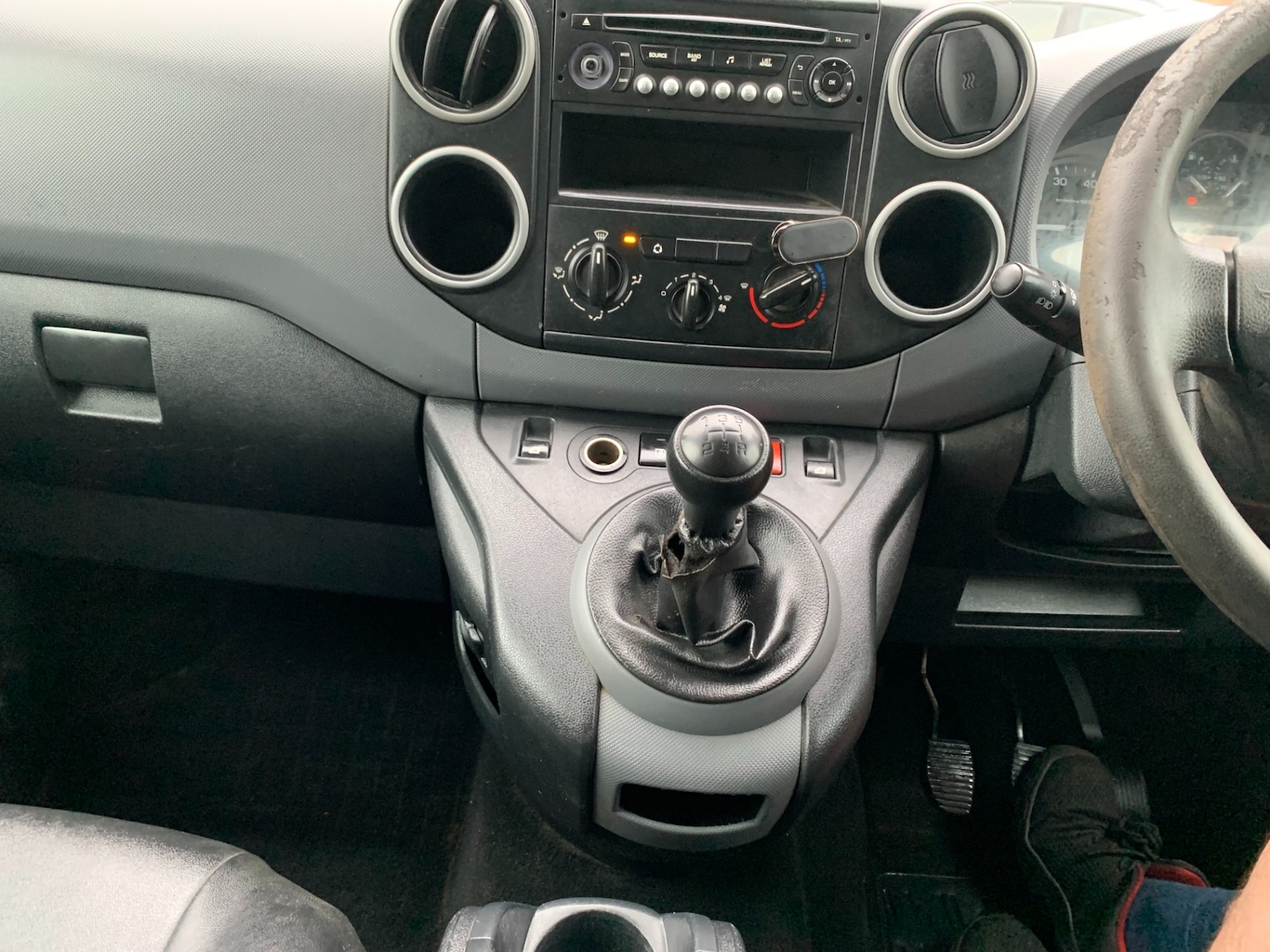 Used Peugeot Partner 2014 for sale - 76322069: Photo 8