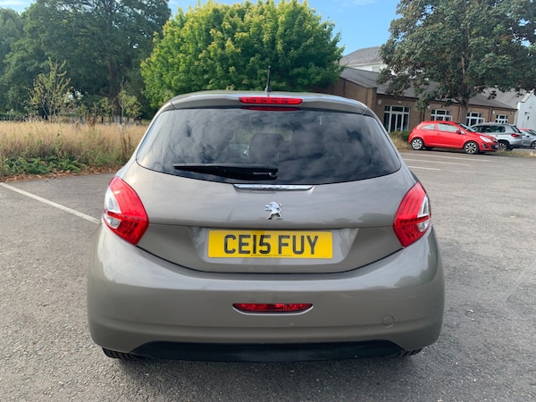 Used Peugeot 208 2015 for sale - 75379471: Photo 14