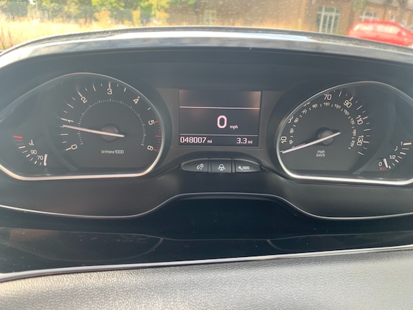 Used Peugeot 208 2015 for sale - 75379471: Photo 7