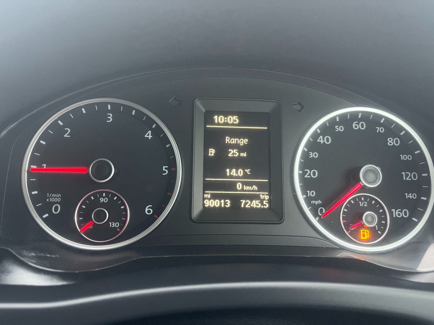 Used Volkswagen Tiguan 2014 for sale - 76877389: Photo 11