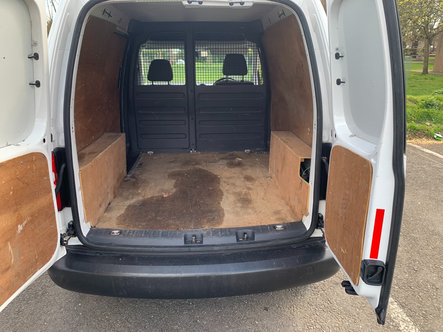 Used Volkswagen Caddy 2014 for sale - 78026475: Photo 11