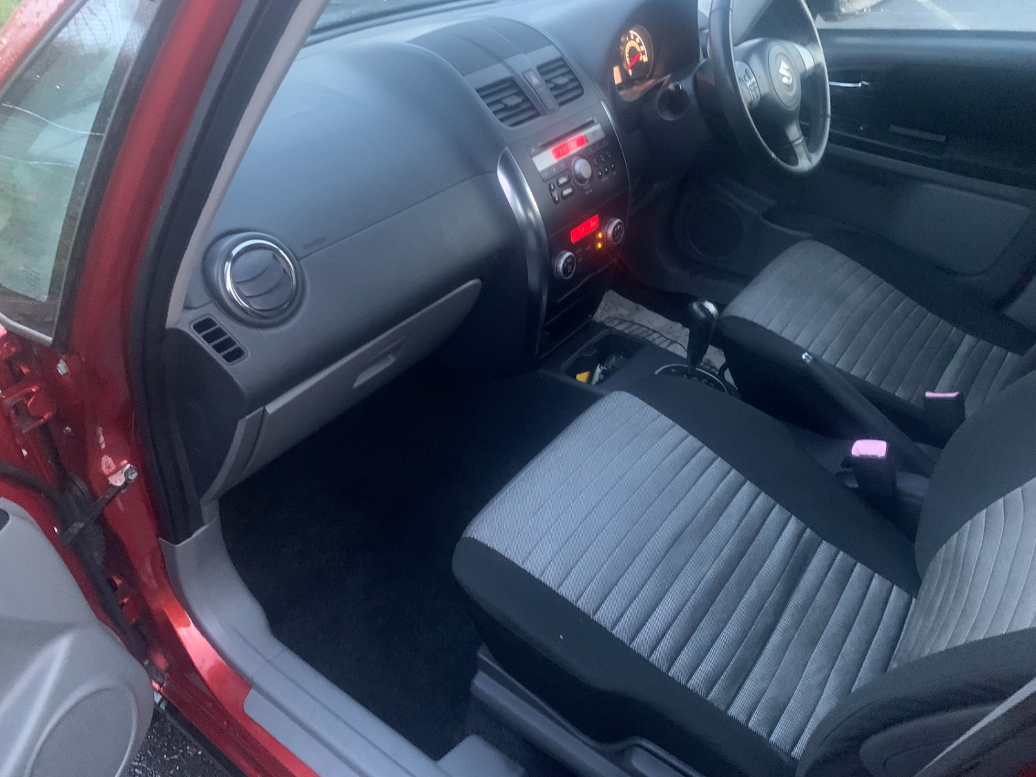 Used Suzuki SX4 2010 for sale - 76796758: Photo 10