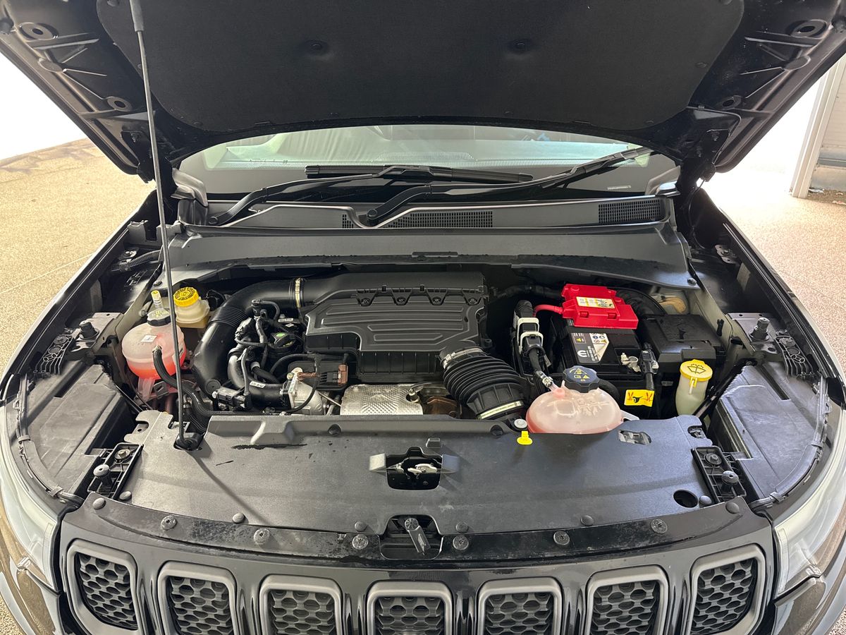 Vehicle 33