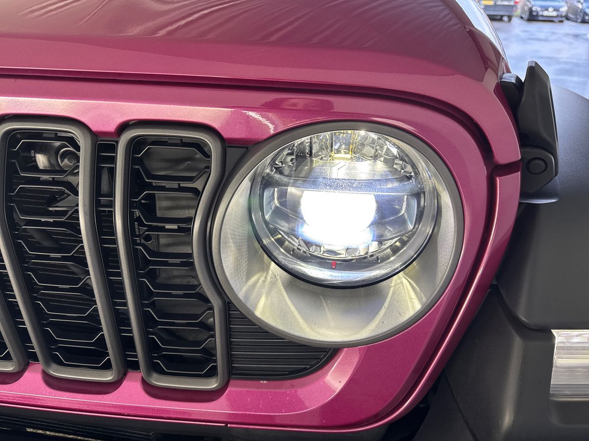 Used Jeep Wrangler 2025 for sale - 77339388: Photo 32