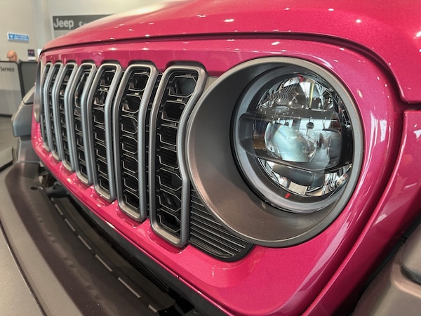 Used Jeep Wrangler 2025 for sale - 76234137: Photo 10