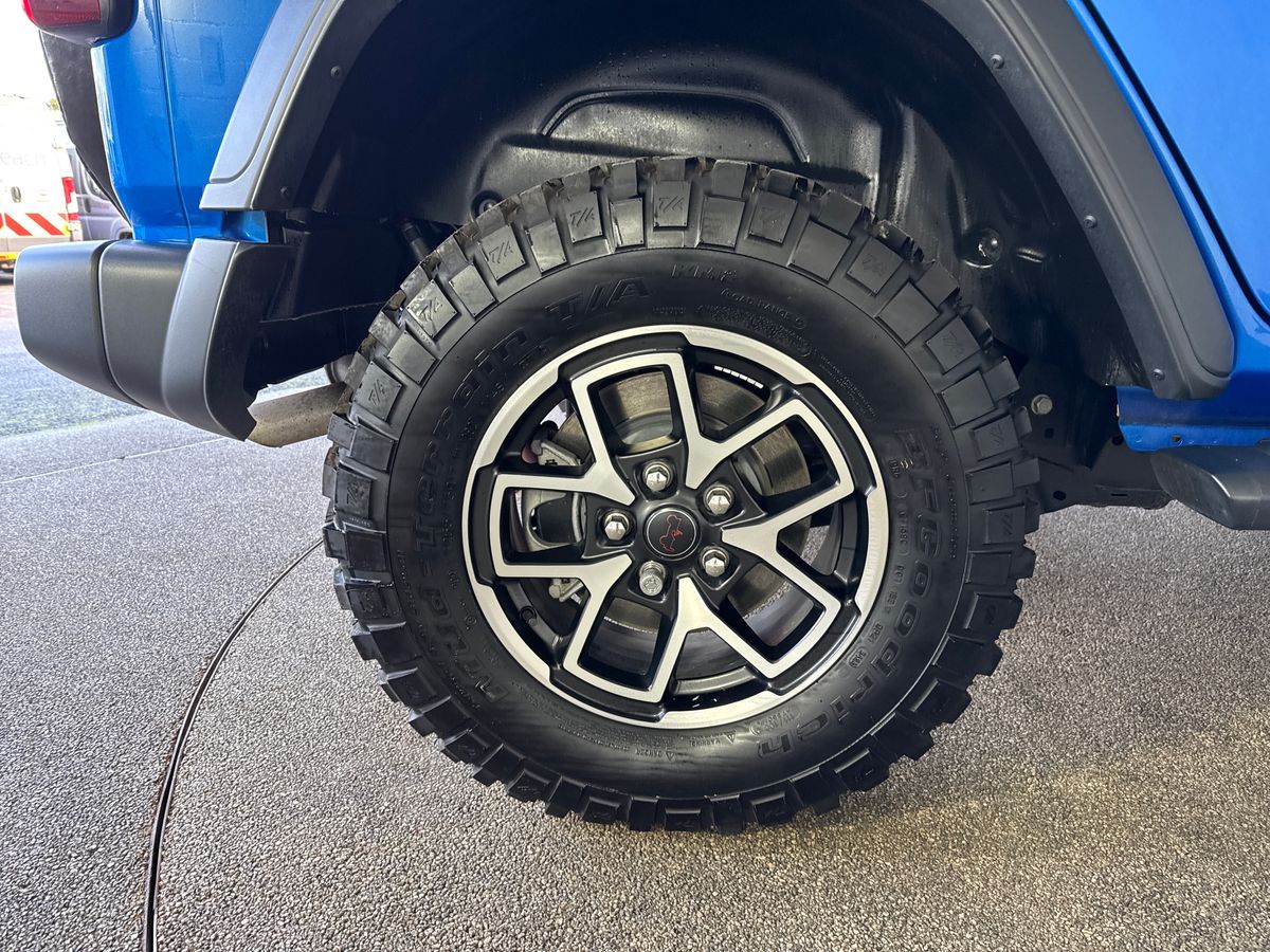 Used Jeep Wrangler 2024 for sale - 76921880: Photo 11