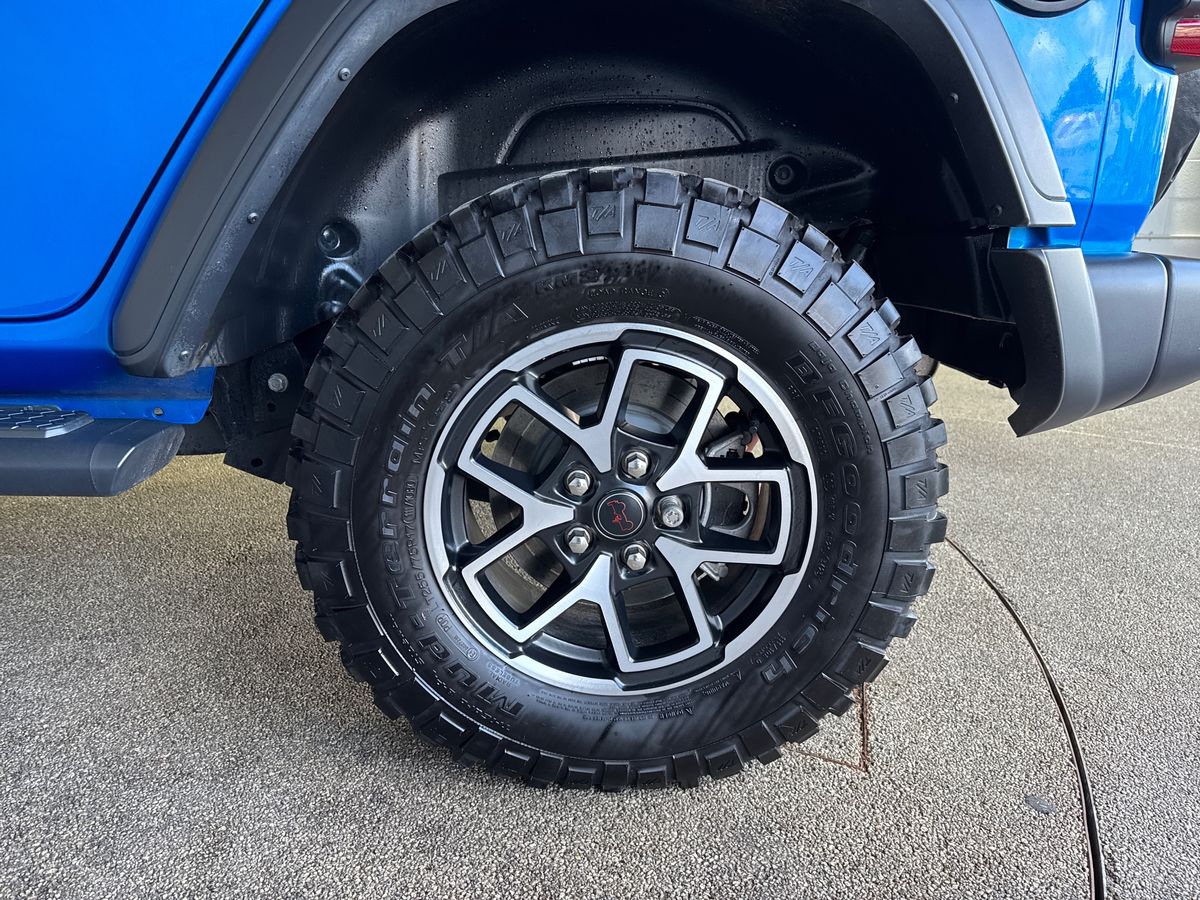 Used Jeep Wrangler 2024 for sale - 76921880: Photo 15