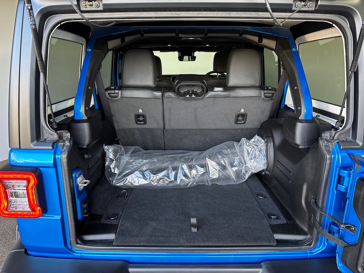 Used Jeep Wrangler 2024 for sale - 76921880: Photo 17