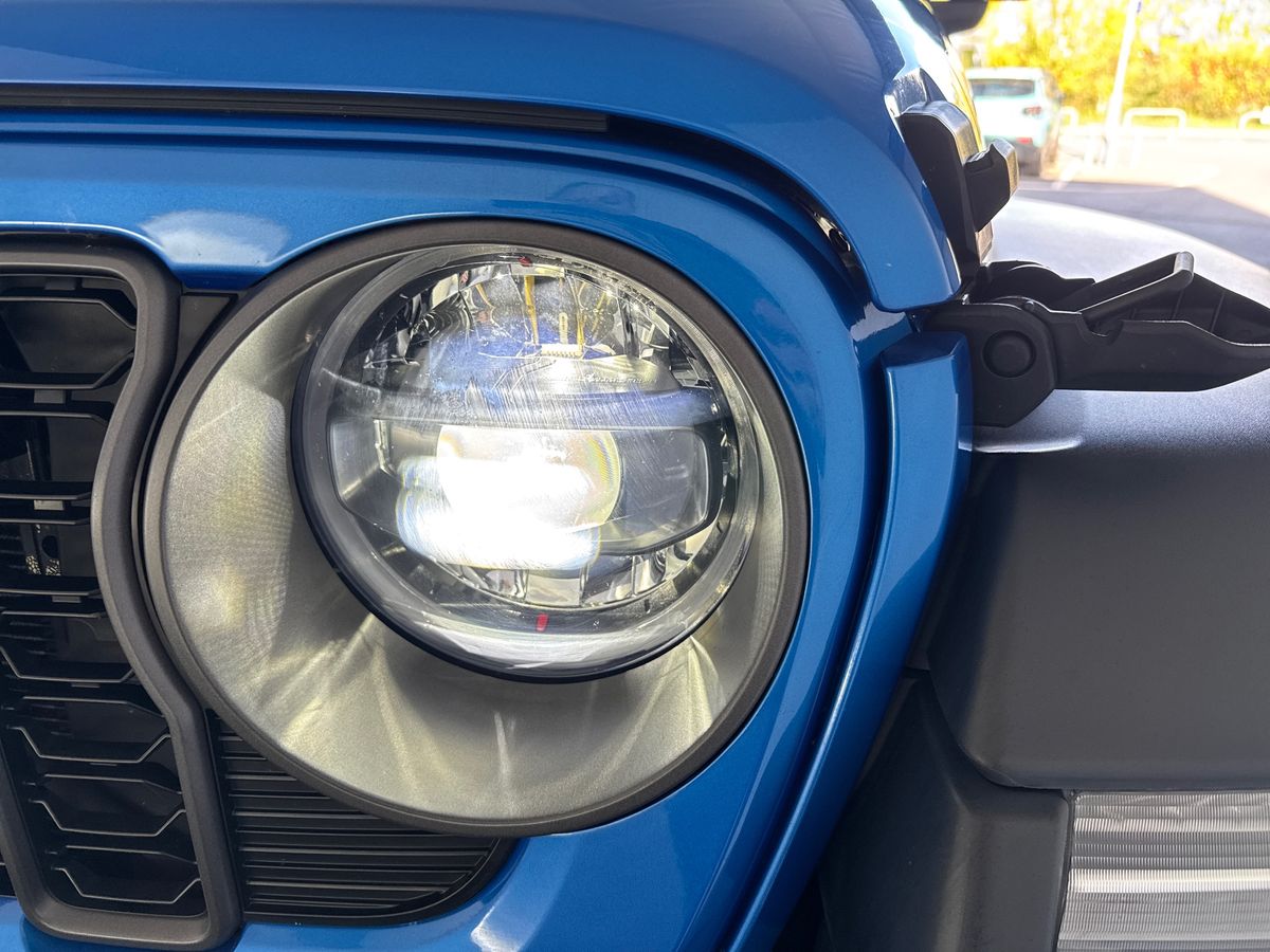 Used Jeep Wrangler 2024 for sale - 76921880: Photo 32