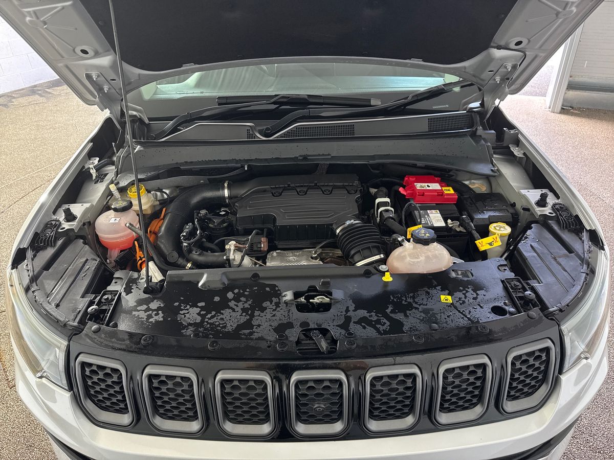 Vehicle 33