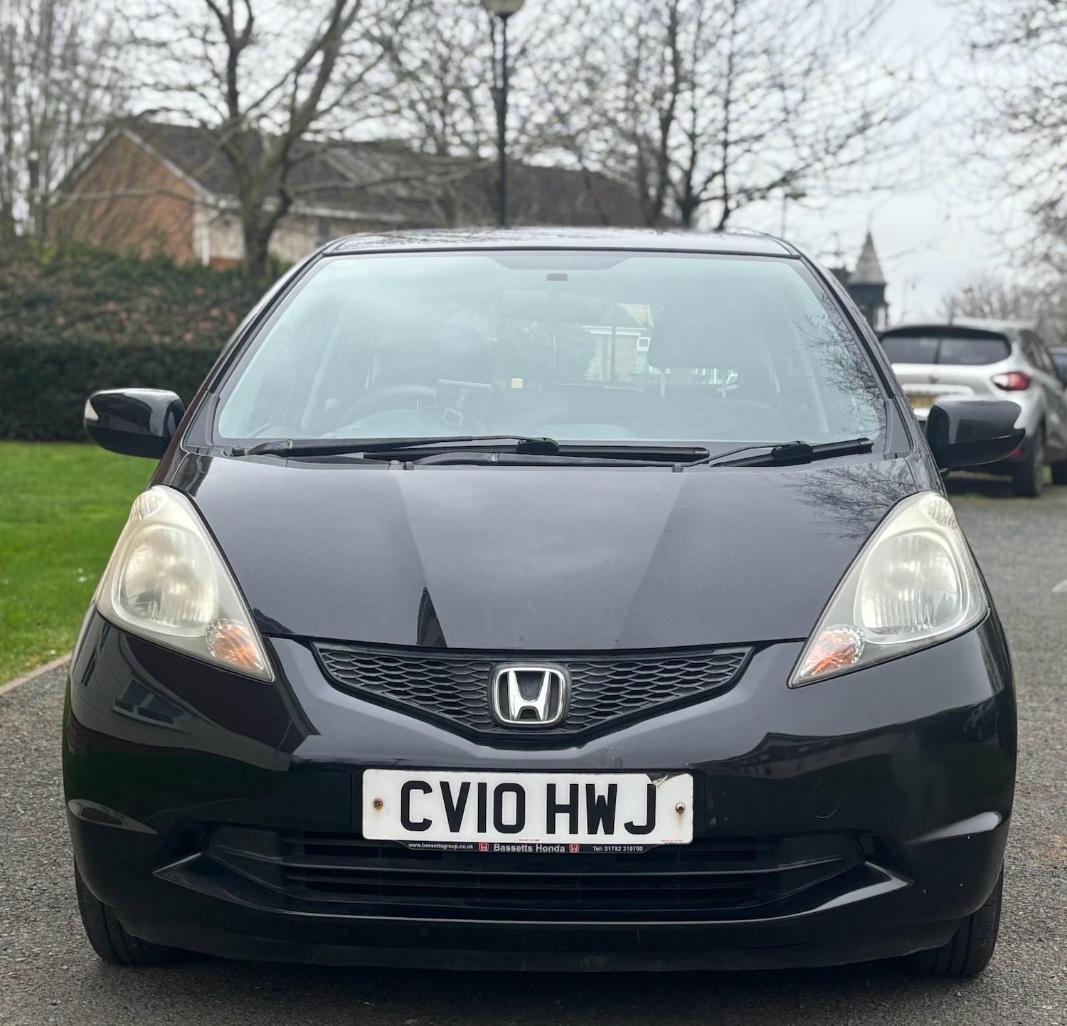 Used Honda Jazz 2010 for sale - 77822731: Photo 2