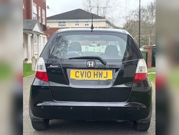 Used Honda Jazz 2010 for sale - 77822731: Photo