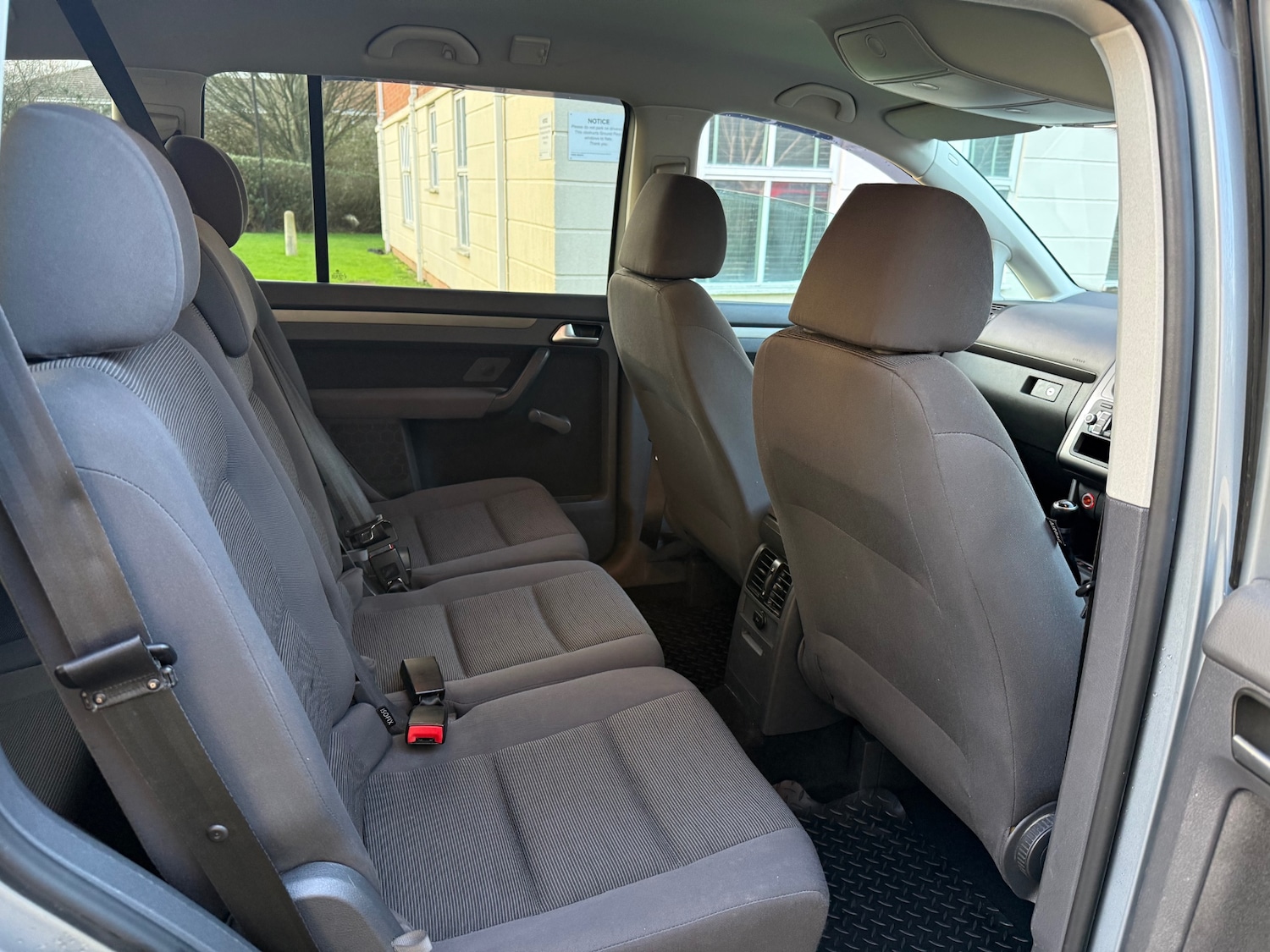 Used Volkswagen Touran 2009 for sale - 77591069: Photo 9