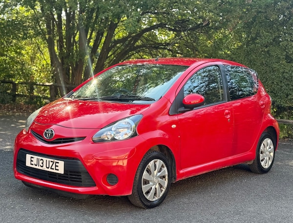 Used Toyota AYGO 2013 for sale - 75655964: Photo 4