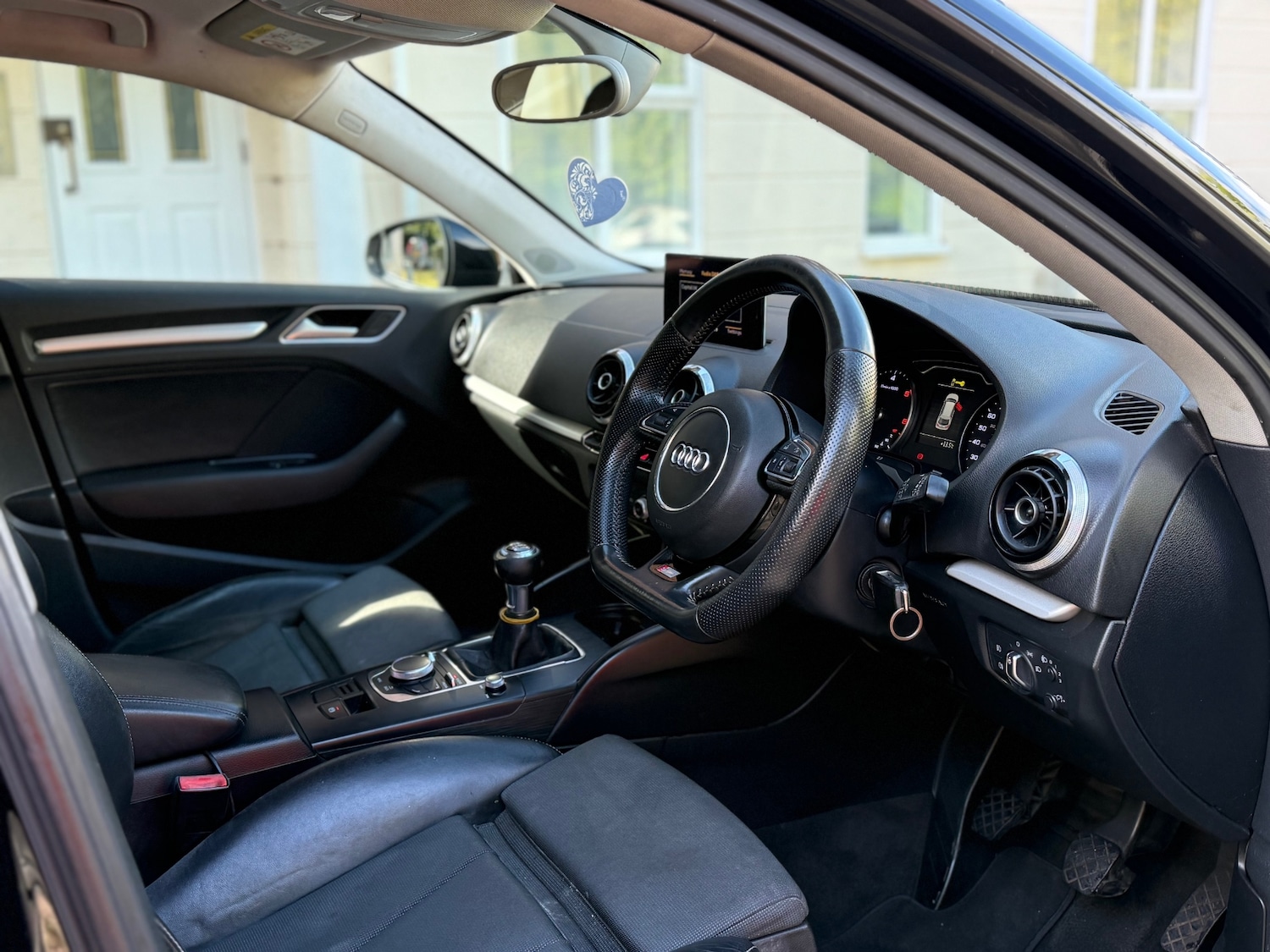 Used Audi A3 2015 for sale - 77588011: Photo 9