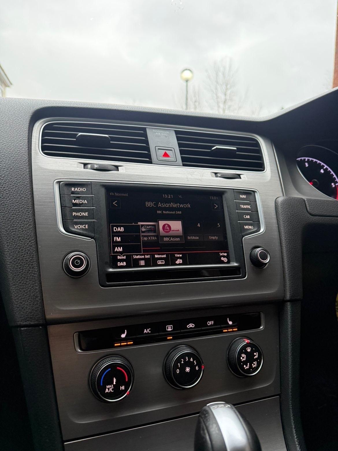 Used Volkswagen Golf 2016 for sale - 76901732: Photo 11