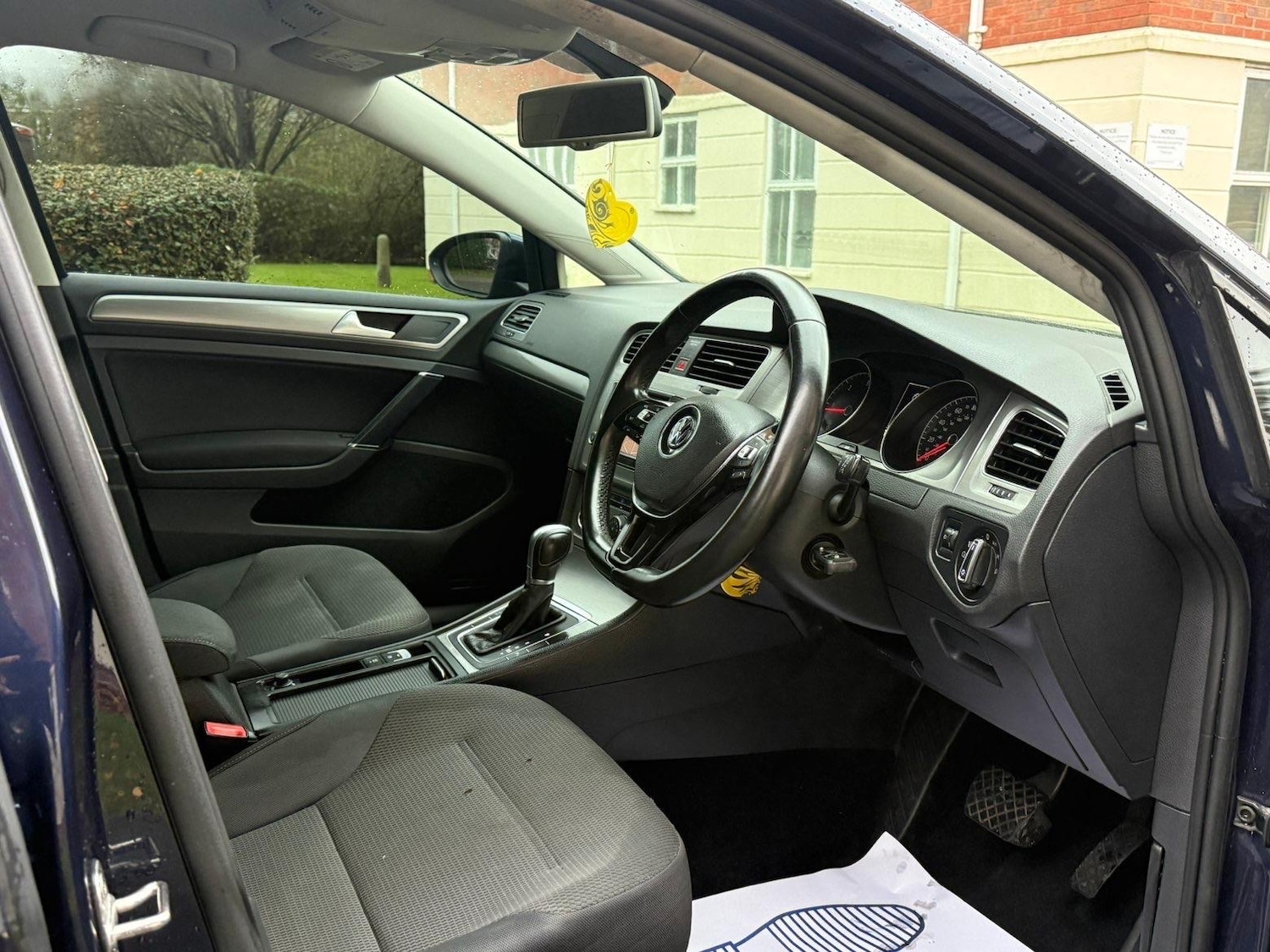 Used Volkswagen Golf 2016 for sale - 76901732: Photo 8