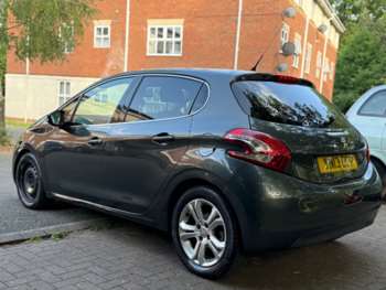 Used Peugeot 208 2013 for sale - 74704035: Photo