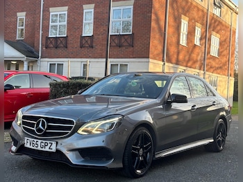 Used Mercedes-Benz E Class 2015 for sale - 77940826: Photo