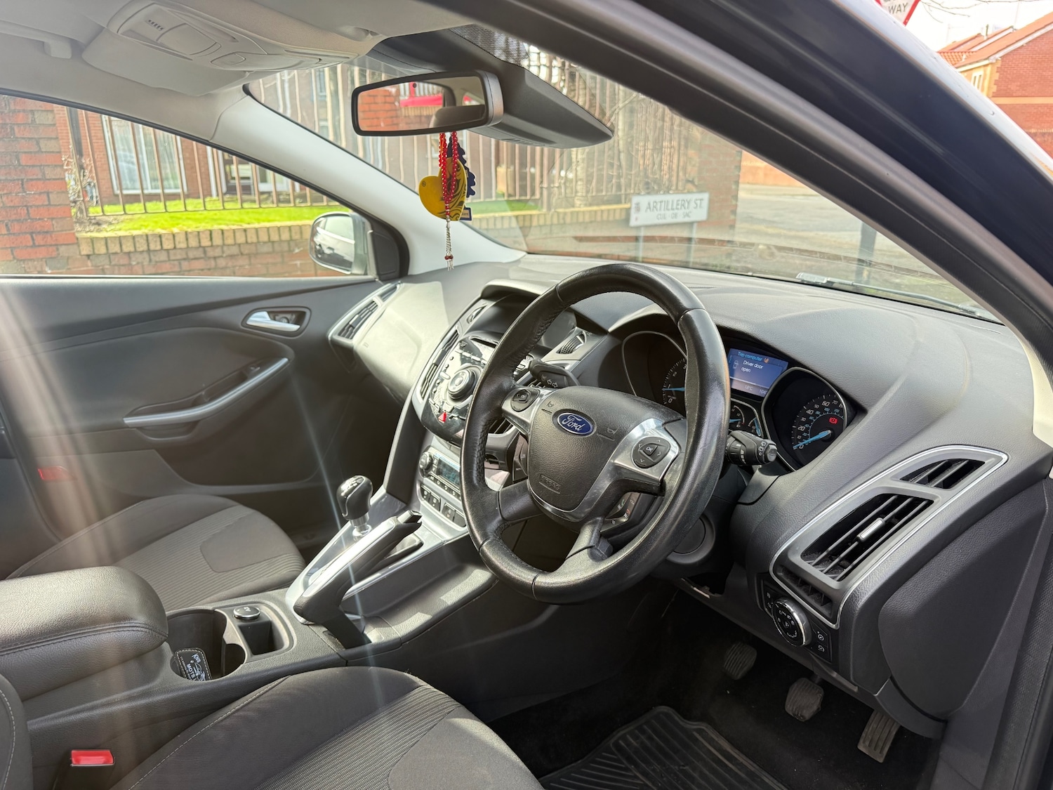 Used Ford Focus 2012 for sale - 77940823: Photo 12