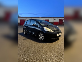 Used Honda Jazz 2010 for sale - 76456591: Photo