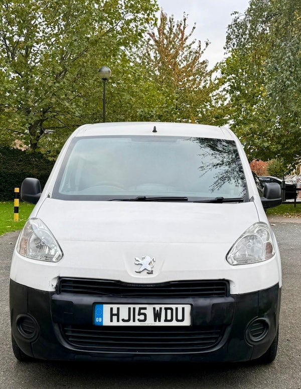 Used Peugeot Partner 2015 for sale - 76253421: Photo 2