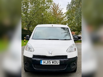 Used Peugeot Partner 2015 for sale - 76253421: Photo 2