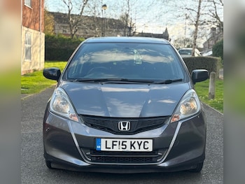 Used Honda Jazz 2015 for sale - 77940832: Photo
