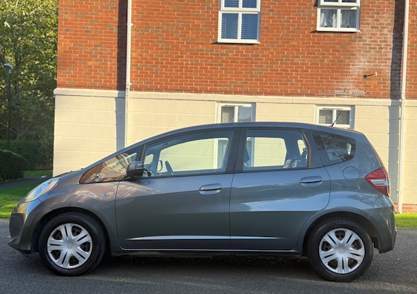 Used Honda Jazz 2013 for sale - 76194219: Photo 4