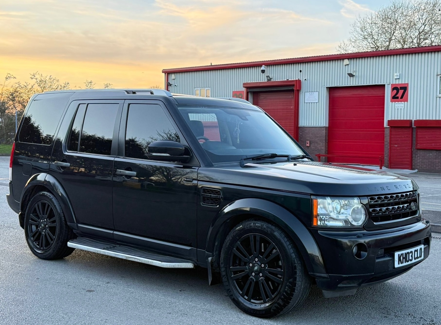 Used Land Rover Discovery 2011 for sale - 77940821: Photo 2