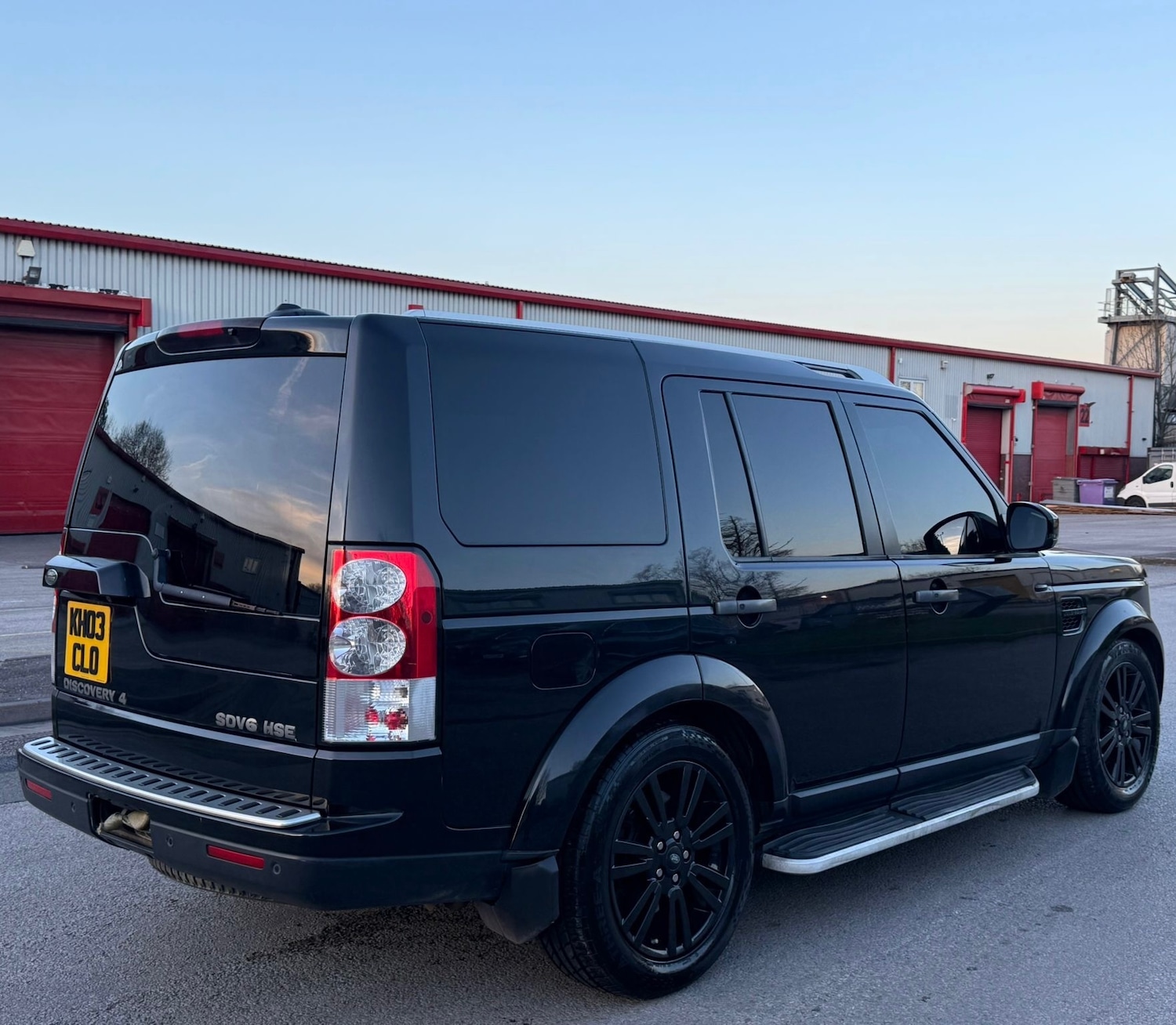 Used Land Rover Discovery 2011 for sale - 77940821: Photo 4