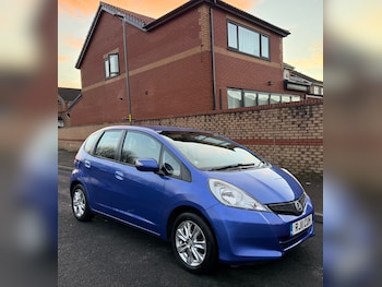 Used Honda Jazz 2011 for sale - 77523079: Photo