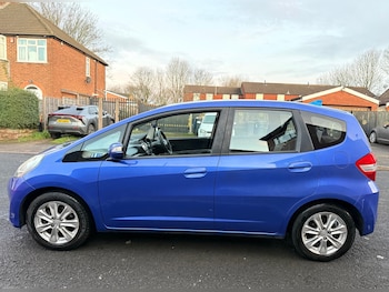 Used Honda Jazz 2011 for sale - 77523079: Photo