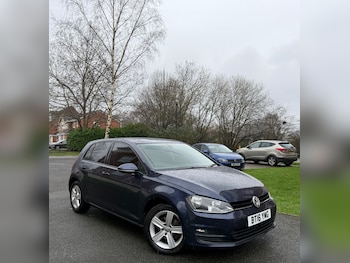 Used Volkswagen Golf 2016 for sale - 77588049: Photo